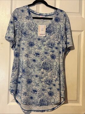 LuLaRoe Iris Floral Print Short Sleeve Tee - Blue/White